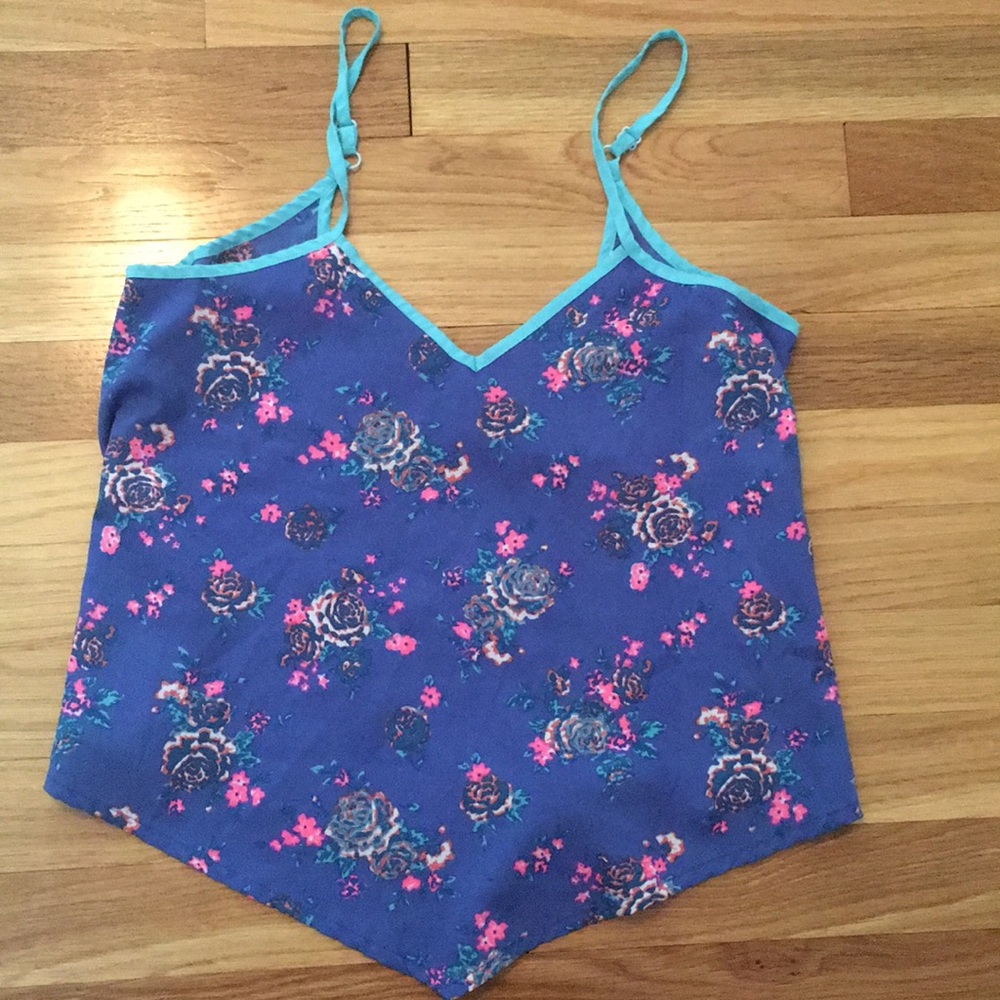 Adorable, Flowy Floral Tank Top